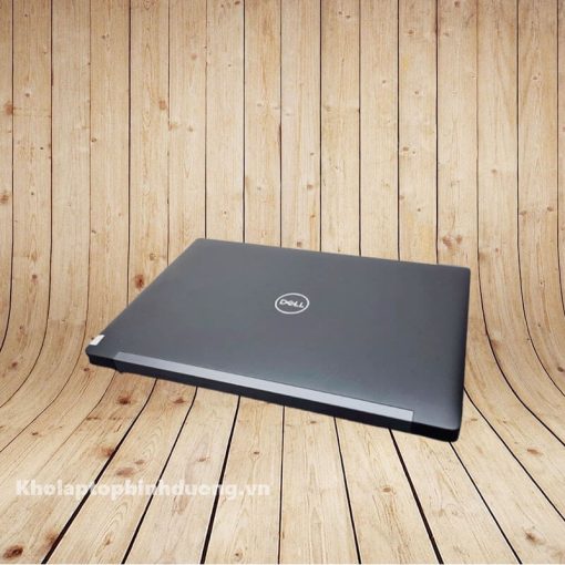 Laptop DELL latitude 7390 Core i7 (Like New 99%)