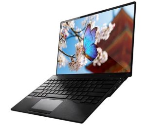 FMV UH-X 4ZR1L13925: Chiếc Laptop nhẹ và khó mua nhất hiện nay